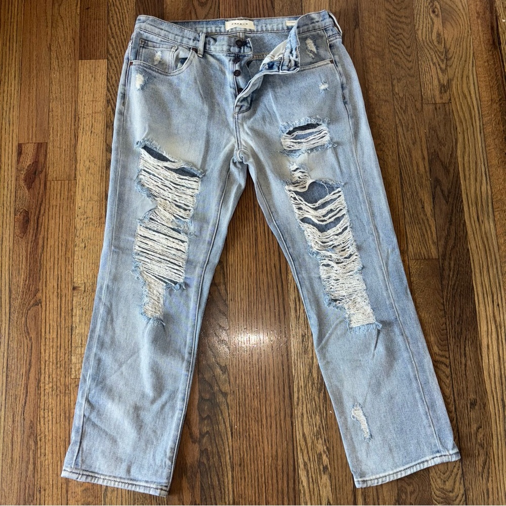 PacSun Women’s Boyfriend Distressed Jeans 100% Cotton  Size 29